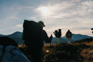 Survival Skills Hiking – Easy Survival Skills Hiking: 10 Survival Skills Every Hiker Should Know Before Going Off-Trail